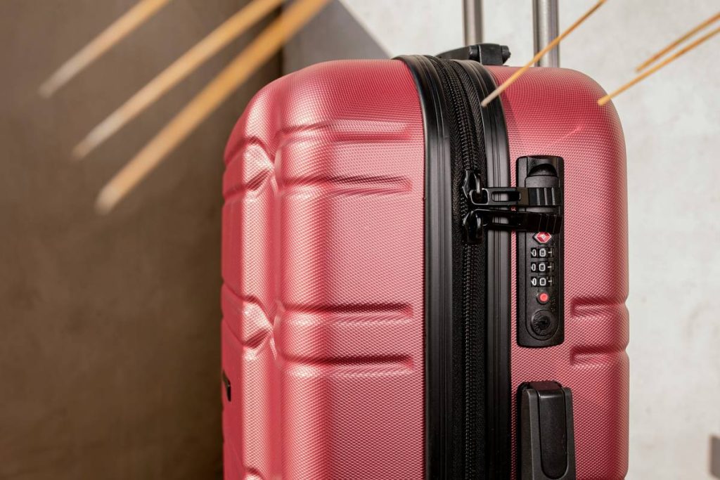 Why Your Next Trip Needs Durable Hardshell Luggage (And How to Pick the Right One)