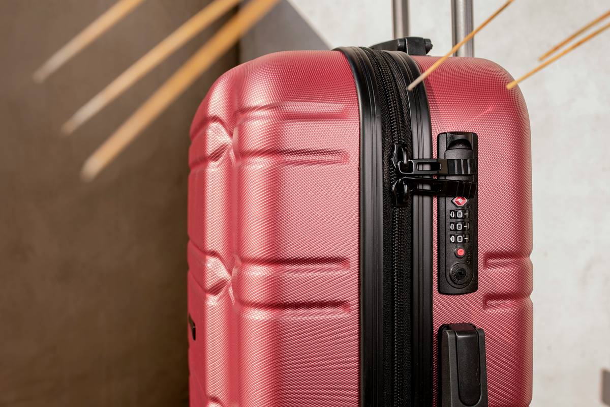 Why Your Hard Jetsetter Case Is the Only Luggage That Survives Frequent Flyer Chaos