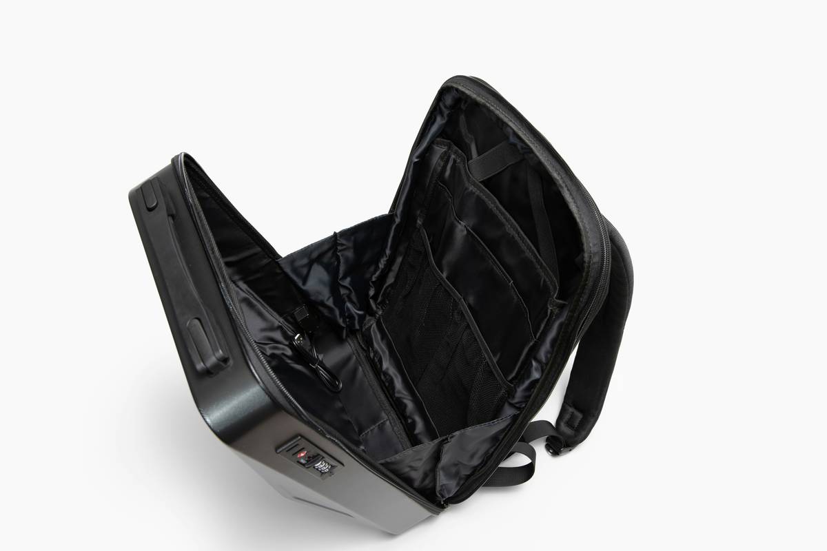 Why Your Jetsetter Shield Shell Is the Only Hardshell Suitcase You’ll Ever Need